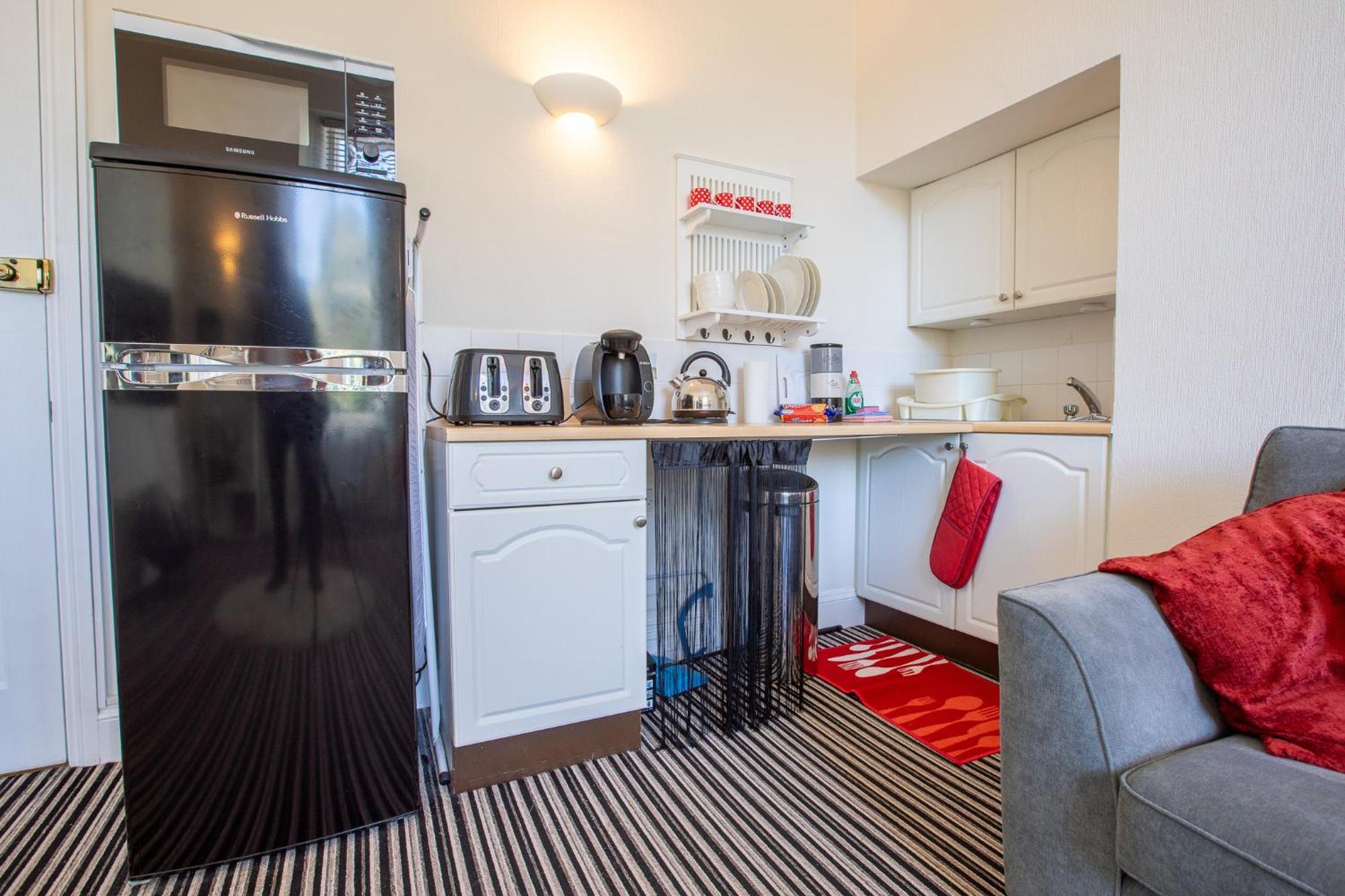 Cosy Flat In Victorian Villa- Parking & Garden Torquay Exterior photo